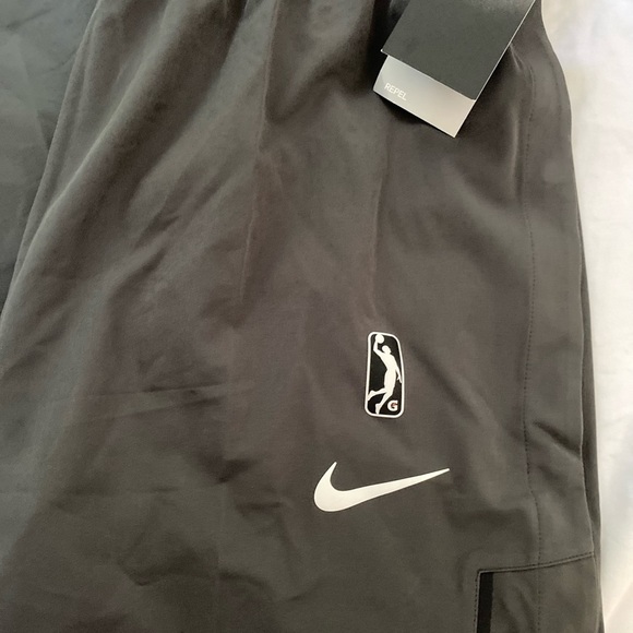 Nike NWT Men’s XXLT NBA Water Repel Dri-Fit Tear-Away Snap Gray Pants Tall New - Picture 6 of 9